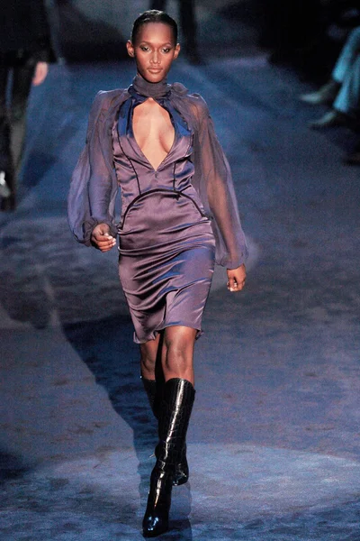 Look 17